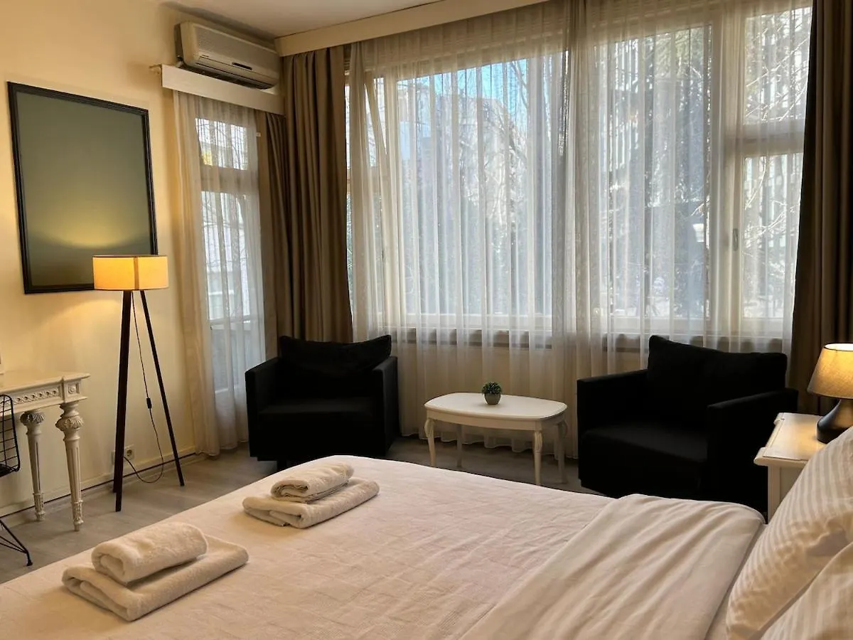 Elegant And Cozy 2Br With Balcony Near Taksim Apartment Istanbul Turcia